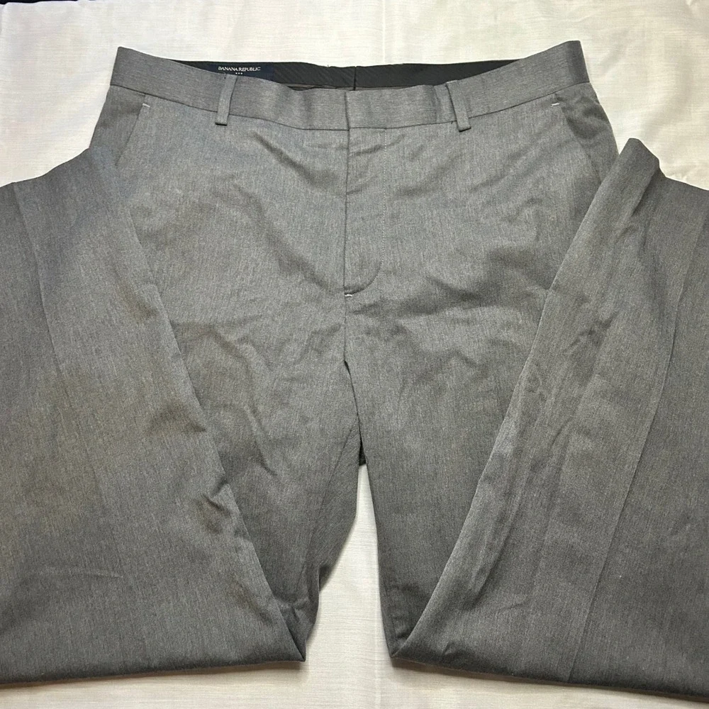Banana Republic Dress Pants Mens 35x30 Light Gray Classic Fit Flat Front